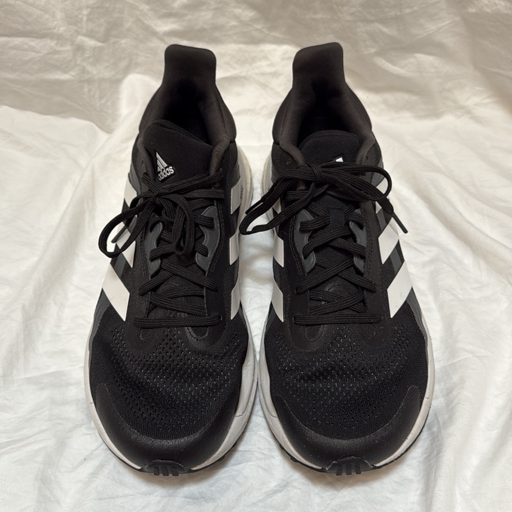 Women’s Adidas Black and White Sneakers Solar Glide ST. Size 9.5 - Picture 7 of 13